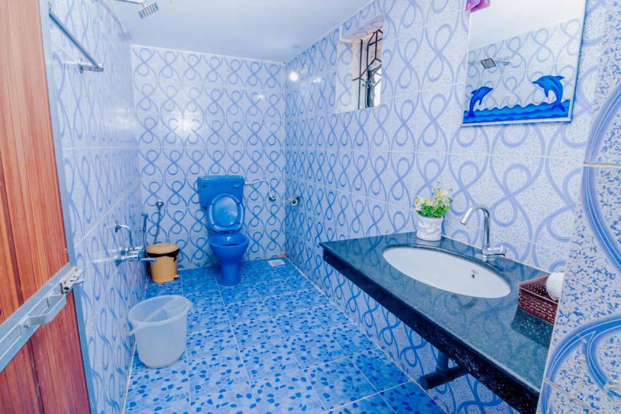 White House In Goa, Truly Amazing Experience Bed & Breakfast Saligao Bagian luar foto